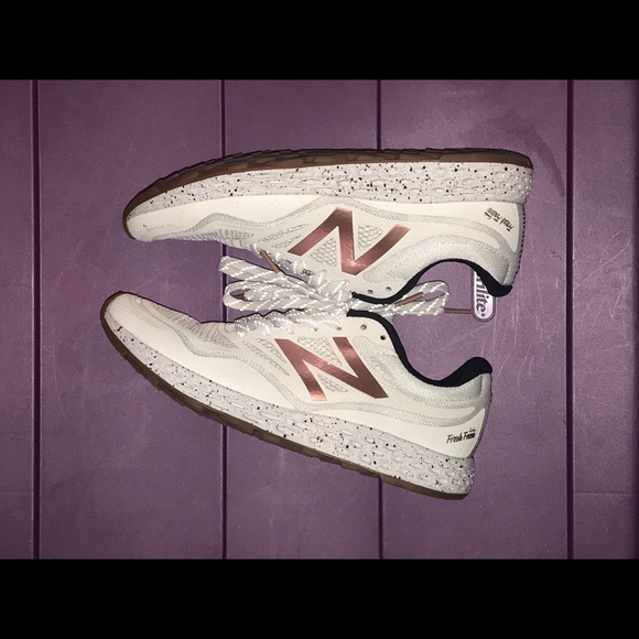 🌸 FRESH FOAM 🌸 - Picture 2 of 5